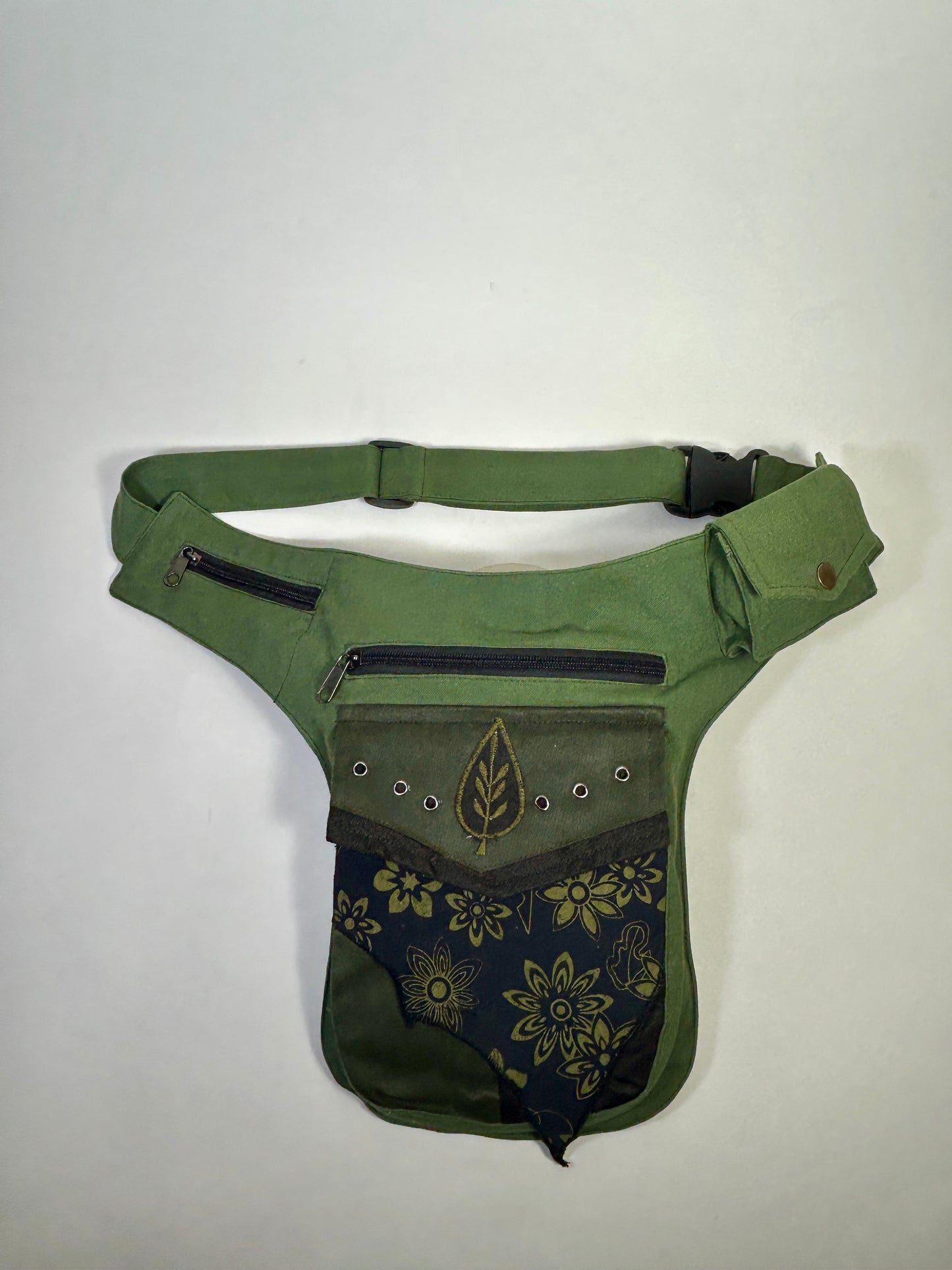 Jane Hip Pouch • MA-1